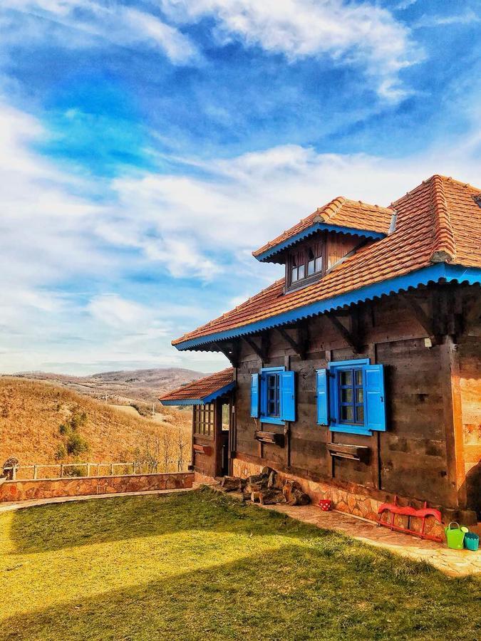 Etno Selo Rajski Konaci Leusici Exteriér fotografie